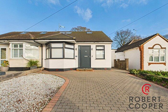 3 Bedroom Bungalow For Sale In Mount Park Road, Pinner, HA5