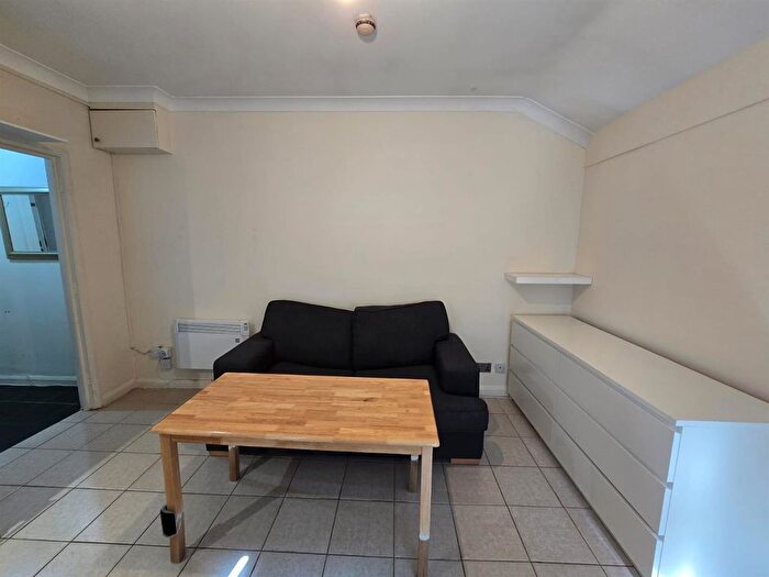 1 Bedroom Flat To Rent In Church Street, London, N9