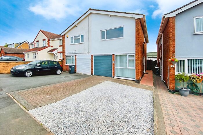 3 Bedroom Semi-Detached House For Sale In Beacon Avenue, Thurmaston, LE4