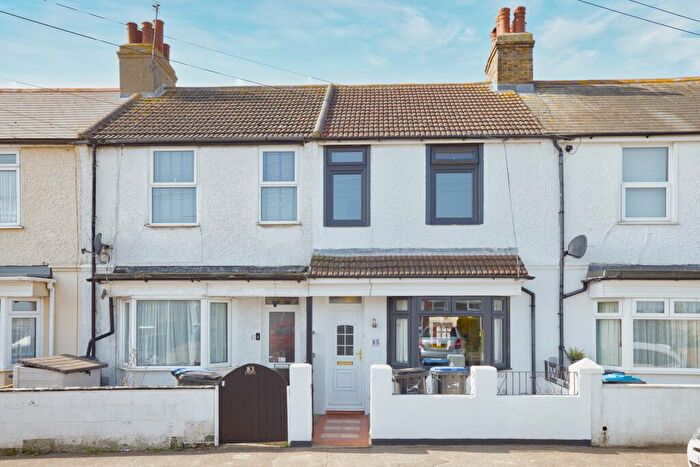 3 Bedroom Terraced House For Sale In Victoria Avenue, Broadstairs, CT10