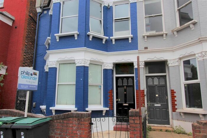 2 Bedroom Flat To Rent In Hampden Road, Hornsey, N8