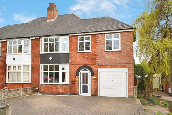 3 Bedroom Semi-Detached House For Sale In Tamworth Road, Ashby-De-La-Zouch, Leicestershire, LE65