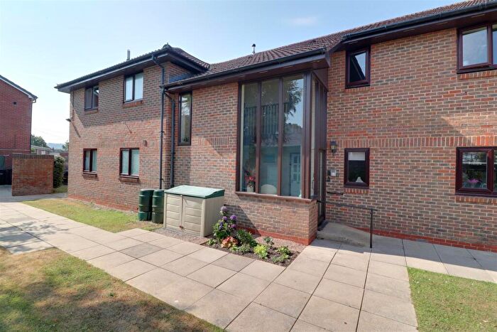 2 Bedroom Retirement Property For Sale In Orchard Court, Stonehouse, GL10