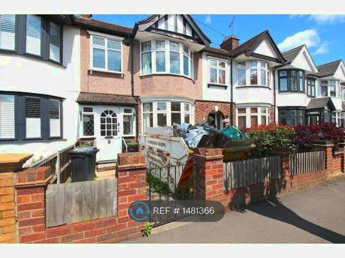 3 Bedroom Terraced House To Rent In Priestley Gardens, Romford, RM6