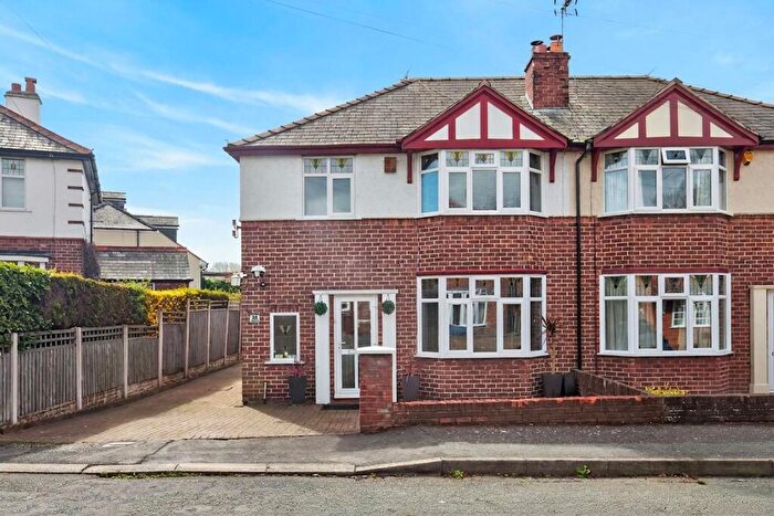 3 Bedroom Semi-Detached House For Sale In High Park, Hawarden, CH5