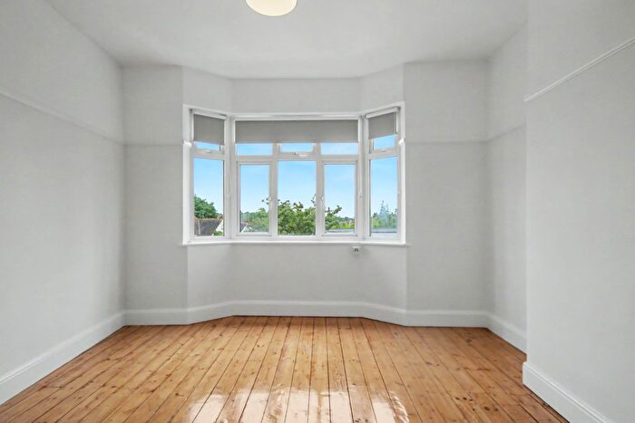 4 Bedroom Flat To Rent In Avenue Mansions (), Muswell Hill., N10