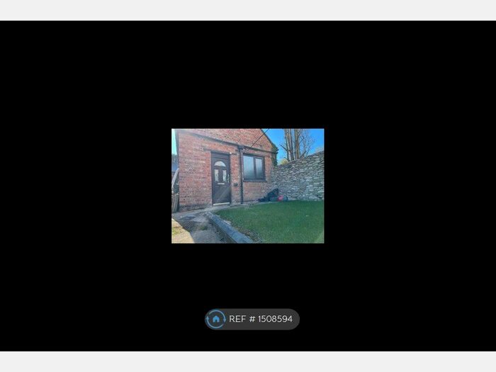 Studio To Rent In Moor Road, Rushden, NN10