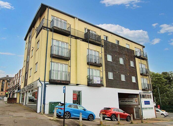 2 Bedroom Apartment To Rent In Radford Way, Billericay, CM12