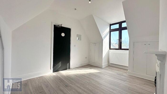 4 Bedroom Flat To Rent In St. Philips Road, Sheffield, S3