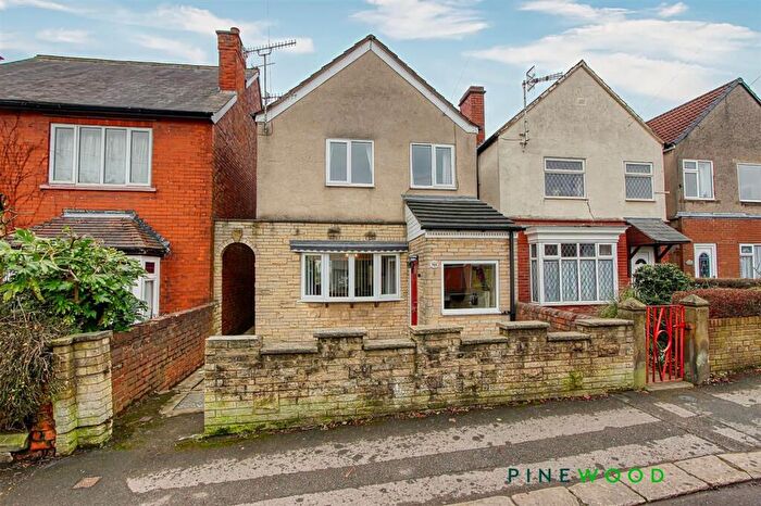 3 Bedroom Detached House For Sale In Boythorpe Road, Chesterfield, S40