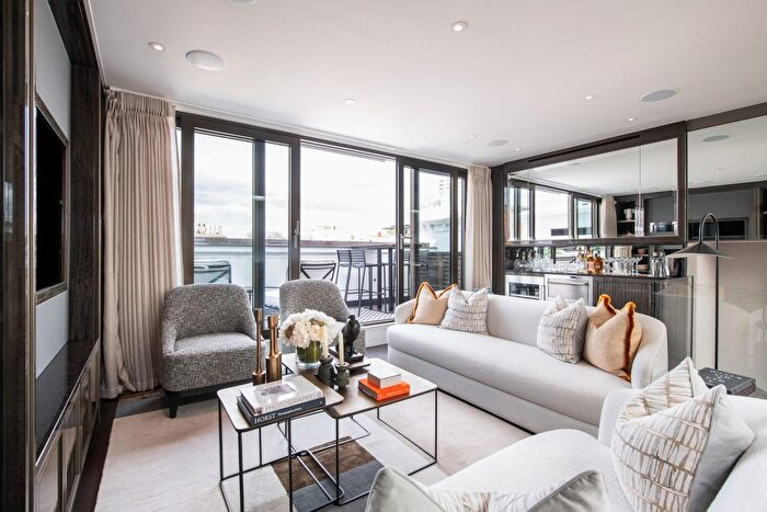 3 Bedroom Flat To Rent In Prince Of Wales Terrace, London, W8