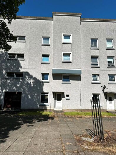 3 Bedroom Maisonette To Rent In Ash Road, Cumbernauld, G67
