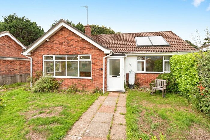 2 Bedroom Detached House For Sale In Warren Drive, Mundesley, Norfolk, NR11