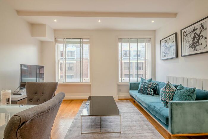 2 Bedroom Flat To Rent In Nottingham Place, London, W1U