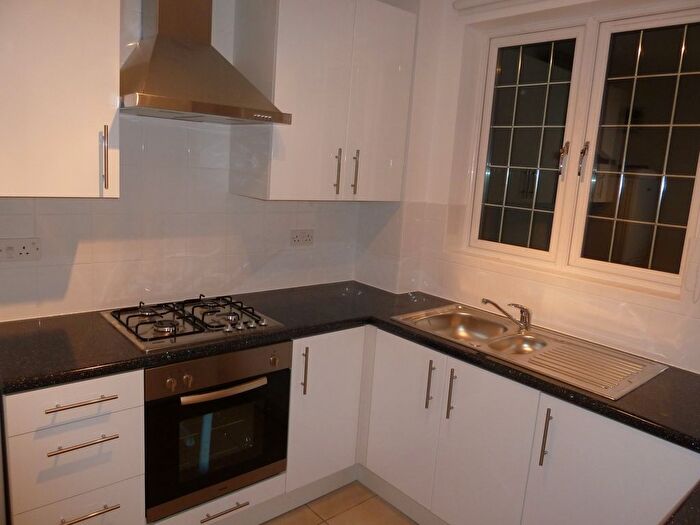 1 Bedroom Flat To Rent In St Mary's Lane, Upminster, RM14