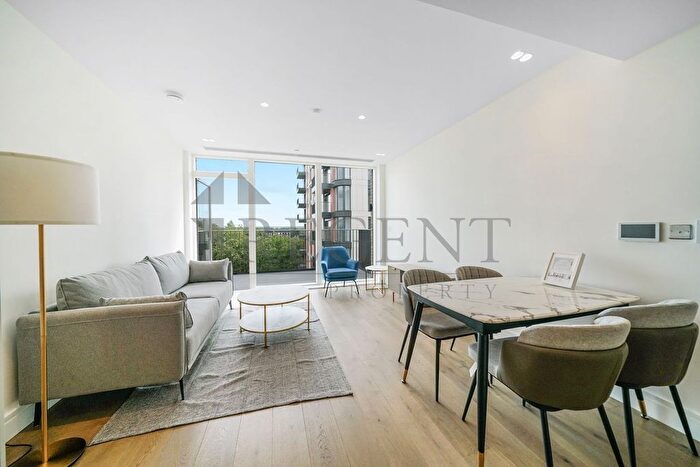 1 Bedroom Flat To Rent In Chiswick Green, Essex Place, W4