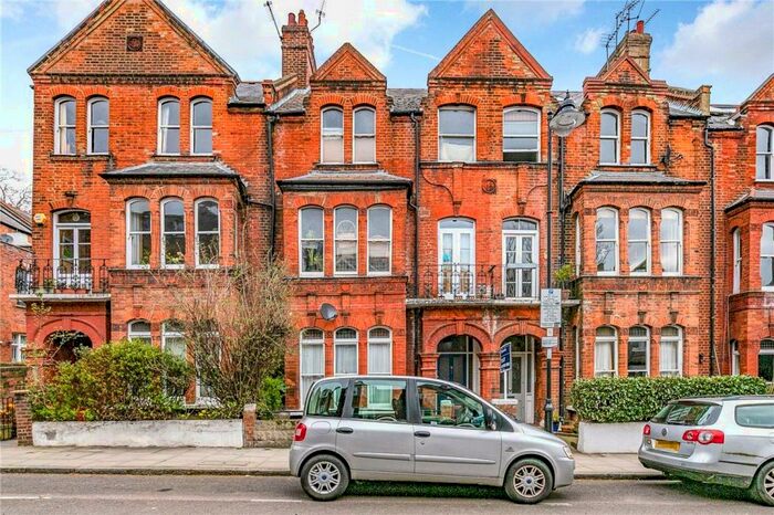 1 Bedroom Apartment To Rent In Baalbec Road, London, N5
