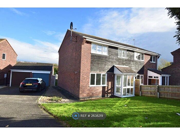 3 Bedroom Semi-Detached House To Rent In Ludlow Close, Oadby, Leicester, LE2