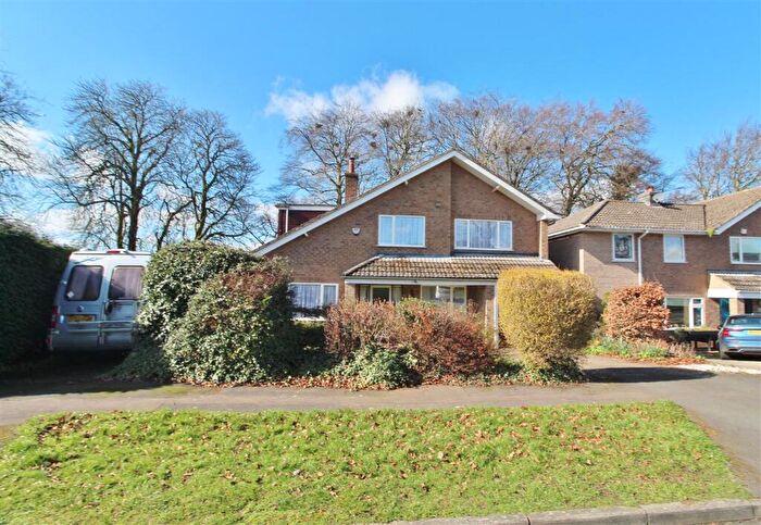 3 Bedroom Detached House For Sale In Beech Close, Colsterworth, Grantham, NG33