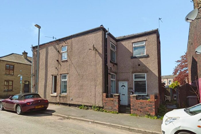 2 Bedroom Terraced House For Sale In Oak Street, Shaw, OL2
