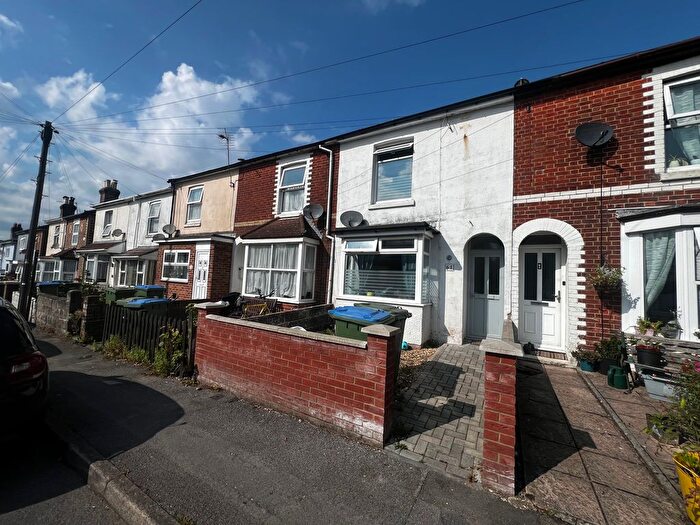 2 Bedroom Terraced House To Rent In Swift Road, Southampton, SO19