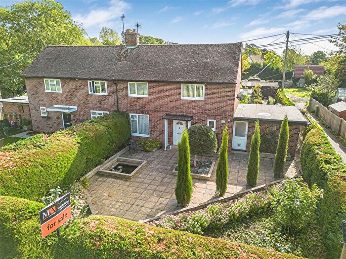 3 Bedroom Semi-Detached House For Sale In Beechcroft, Brinkley, Newmarket, CB8
