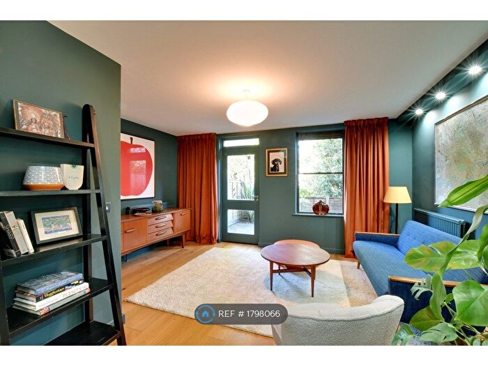 1 Bedroom Flat To Rent In Eliot Park, London, SE13