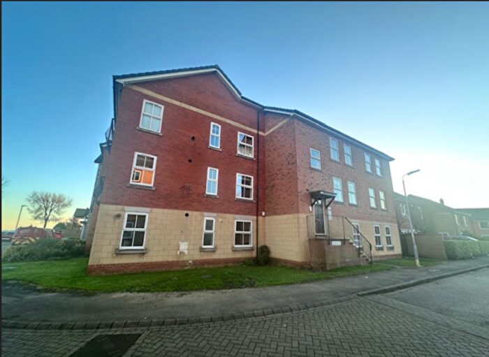 2 Bedroom Apartment For Sale In Ha Penny Bridge Way, Hull, North Humberside, HU9