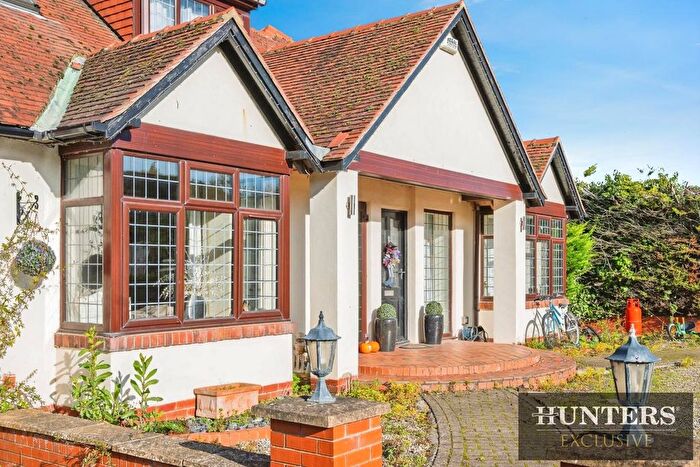 6 Bedroom Detached House For Sale In Main Street, Flixton, Scarborough, YO11
