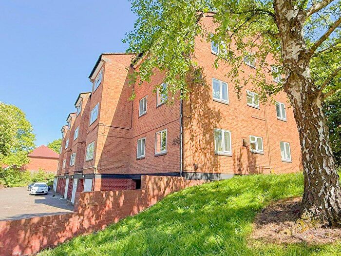 2 Bedroom Flat For Sale In Kingsbury Road, Birmingham, B24