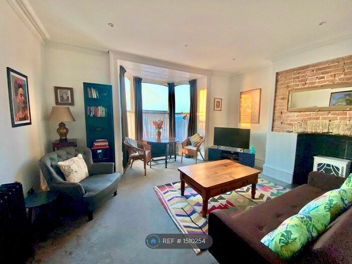 1 Bedroom Flat To Rent In Fort Crescent, Margate, CT9