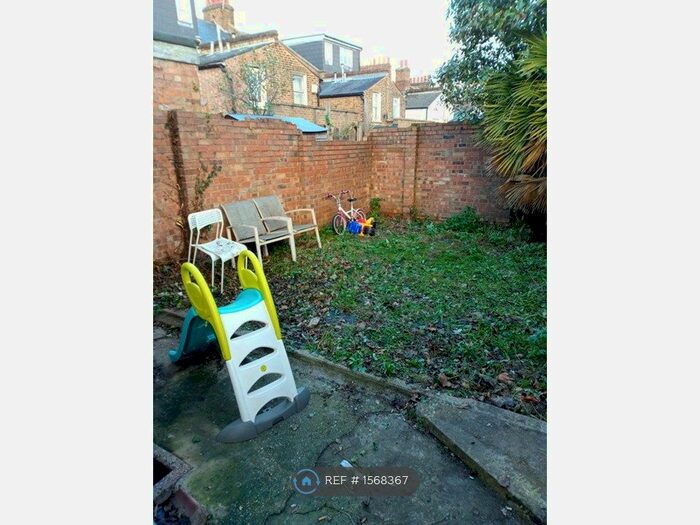 3 Bedroom Terraced House To Rent In Tebworth Road, London, N17