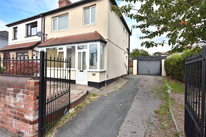 3 Bedroom Semi Detached House For Sale In Rookwood Avenue, Leeds, West Yorkshire, LS9