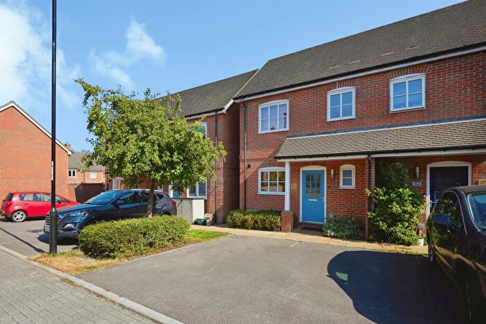 2 Bedroom Semi-Detached House For Sale In Mead Way, Shaftesbury, SP7