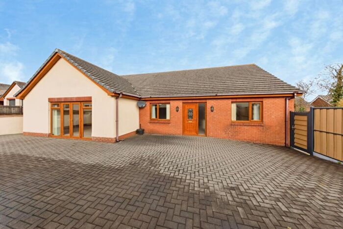 3 Bedroom Bungalow For Sale In Clos Nathaniel, St. Clears, Carmarthen, Carmarthenshire, SA33
