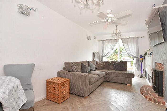 2 Bedroom Detached Bungalow For Sale In Painters Forstal, Faversham, Kent, ME13