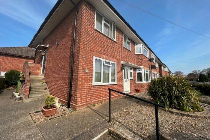 2 Bedroom Maisonette To Rent In East End Road, Cheltenham, GL53