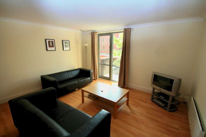 1 Bedroom Flat To Rent In Merchants Quay, East Street, Leeds, West Yorkshire, LS9