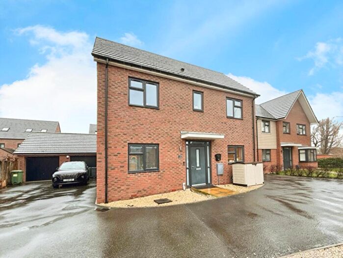 3 Bedroom Detached House For Sale In Duncan Road, Meon Vale, Stratford-upon-Avon, CV37