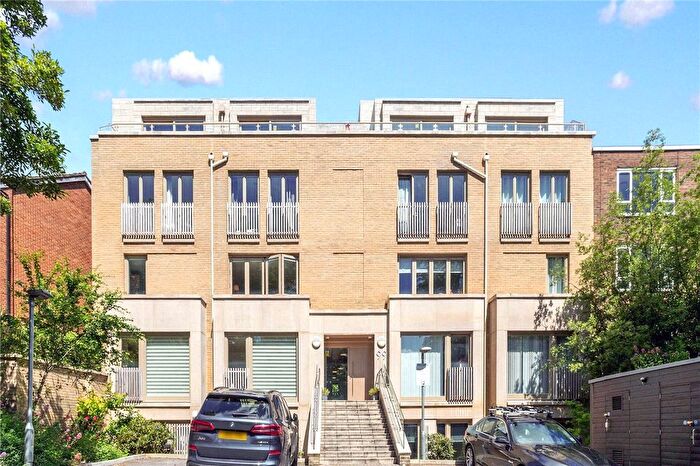 3 Bedroom Flat For Sale In Thurlow Park Road, London, SE21