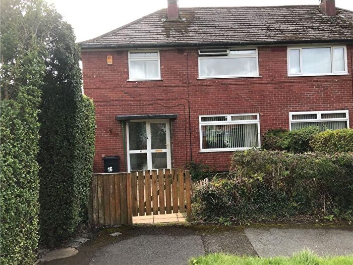 3 Bedroom Semi-Detached House To Rent In Malham Close, Leeds, LS14