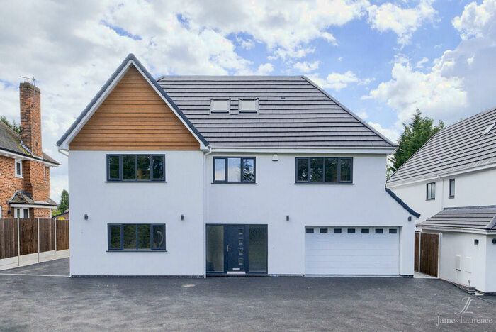 7 Bedroom Detached House To Rent In Rednal Road, Kings Norton, B38