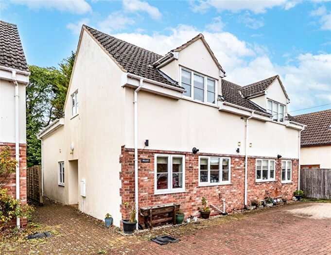 3 Bedroom Semi-Detached House For Sale In South Row, Chilton, Didcot, Oxfordshire, OX11
