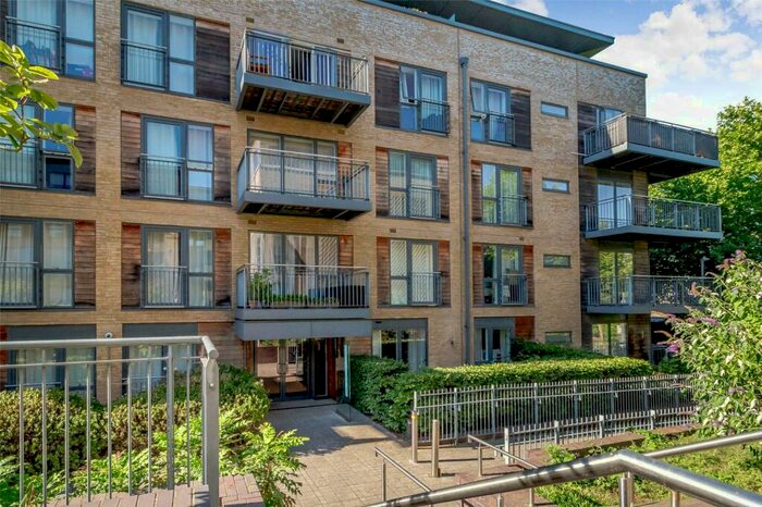 1 Bedroom Apartment To Rent In Keynes House, Kingsley Walk, Cambridge, CB5