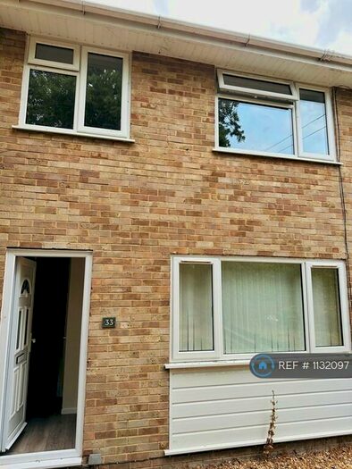 3 Bedroom Terraced House To Rent In Hawkhurst Close, Southampton, SO19