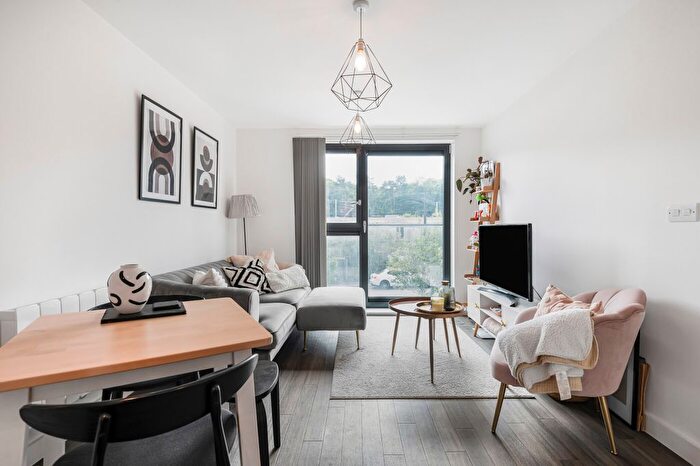 1 Bedroom Flat To Rent In Boyn Valley Road, Maidenhead, SL6