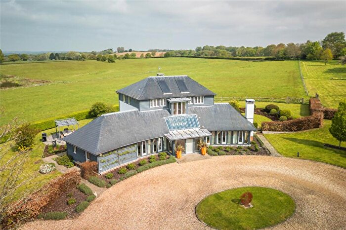 4 Bedroom Detached House For Sale In Newtown Road, Awbridge, Romsey, Hampshire, SO51