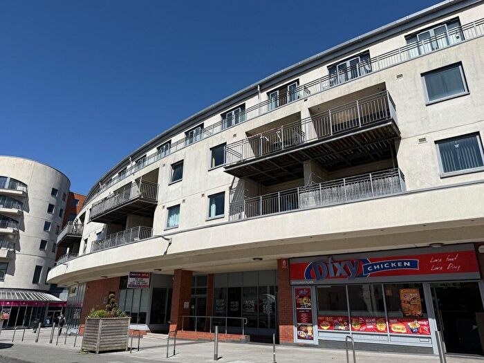 1 Bedroom Apartment To Rent In Broadway Plaza, City Centre, B16