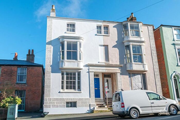 4 Bedroom Town House For Sale In George Street, Ryde, PO33