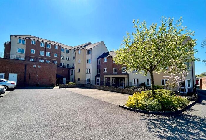 1 Bedroom Retirement Property For Sale In Castle Lodge, Chippenham, SN15